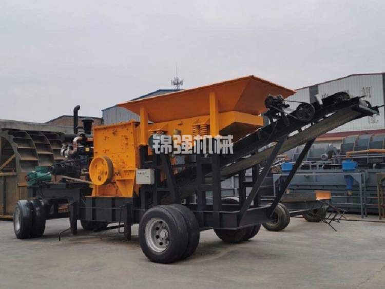 移動破碎生產線(圖2) 移動破碎生產線(圖2)